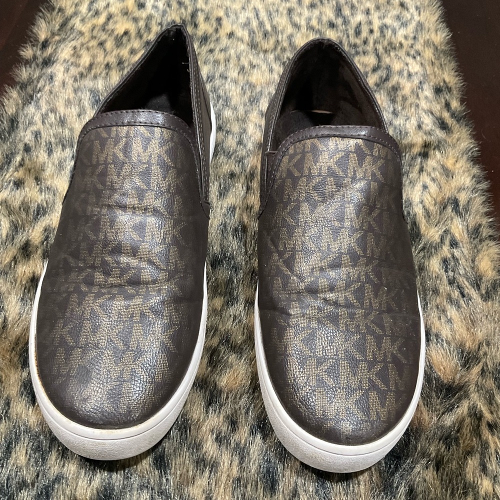 MICHAEL‎ KORS MONOGRAMMED SLIP ON SNEAKERS